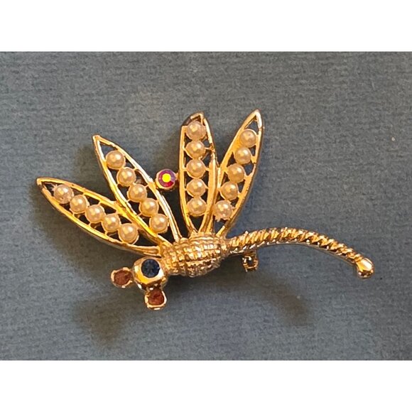 Gold-Tone Dragonfly Brooch With Faux Pearls & Multi-Color Rhinestones Elegant Je - Picture 1 of 8